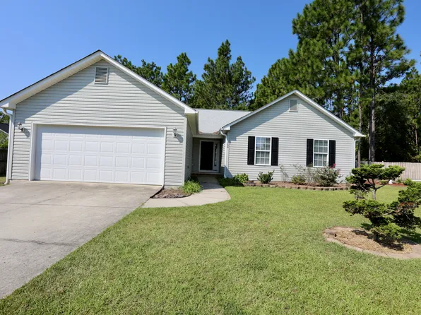 350 Woodgreen Dr, Aberdeen, NC 28315