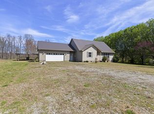 1029 Holiday Haven Rd, Smithville, TN 37166