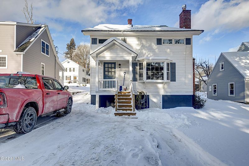 5th image of 108 E Montgomery Street