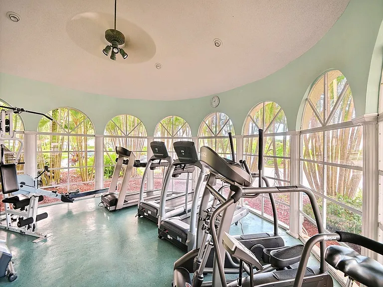 655 W Lake Jasmine Cir #207 — Photo 10