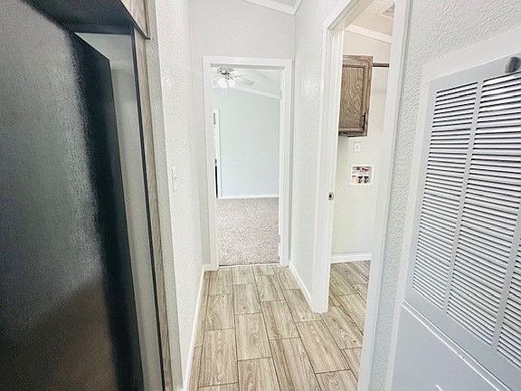 3rd image of 6209 SE 51st St