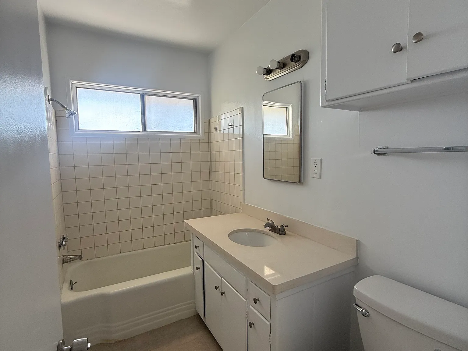1 bed, 600 sqft, $1,998 — Photo 4