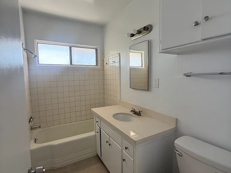 257 Grandview St #5 — Photo 4