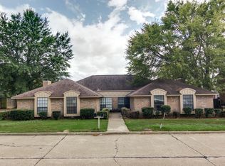 303 Brookwood Dr, Texarkana, TX 75501