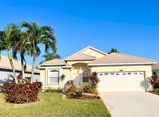 869 NW Sorrento Ln, Port Saint Lucie, FL 34986