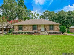 8105 Minglewood Ave, Denham Springs, LA 70706
