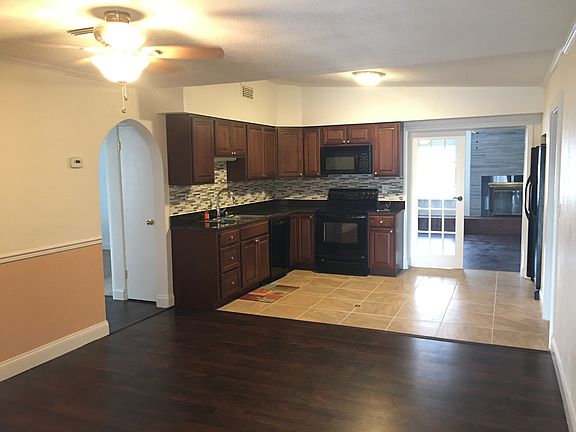 4th image of 100 Wilkins Cir