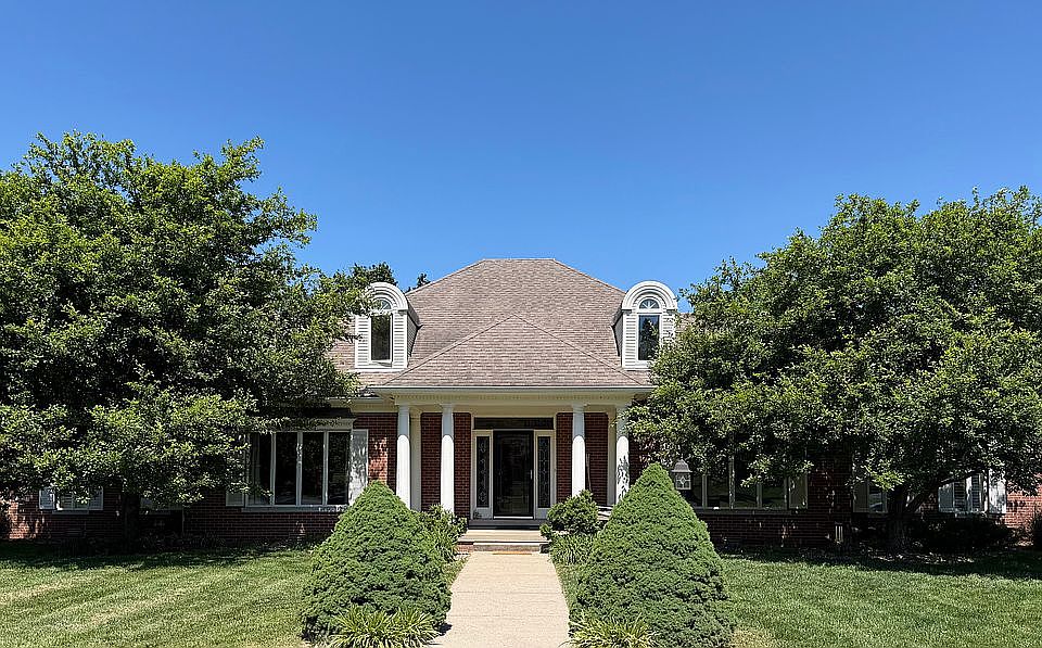 1st image of 108 Bridle Ct