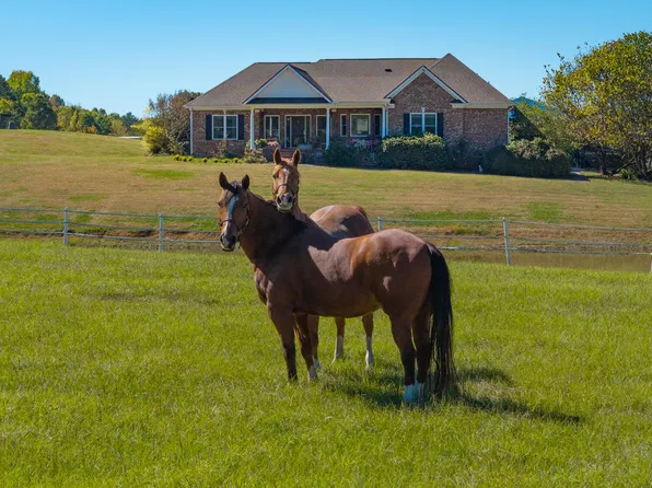 365 McCray Rd, Burlington, NC 27217