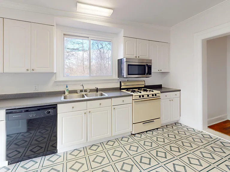 5223 John Marshall Hwy — Photo 20
