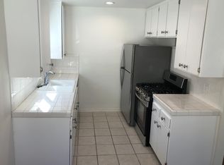 2216 Highland Ave APT D, Manhattan Beach, CA 90266
