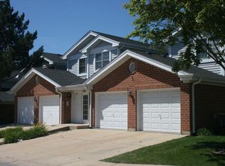 515 Redtail Rdg APT E, Elgin, IL 60123