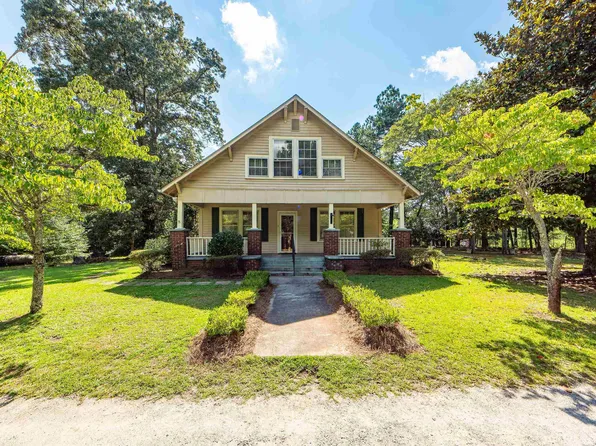 2075 Pecan Dr, Spartanburg, SC 29307
