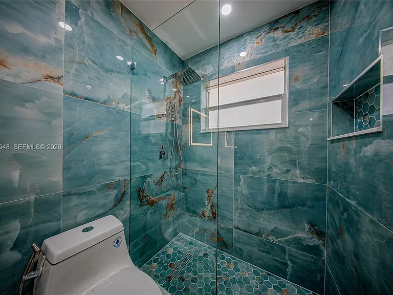 2458 Polk St #201 — Photo 16