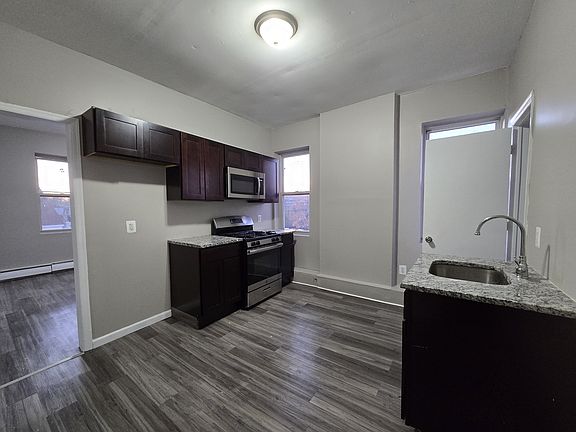3rd image of 300 Watchung Ave #10A