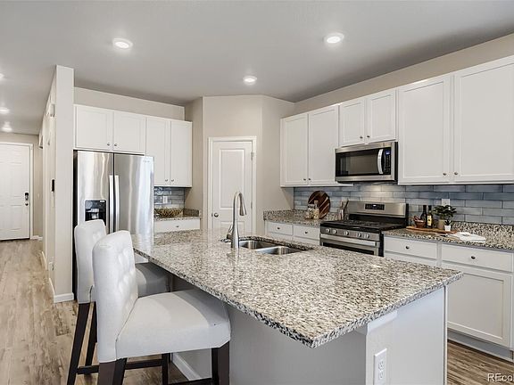 3rd image of 27205 E Bayaud Avenue