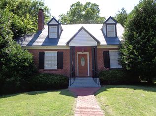 606 Anderson Dr, Clarksville, TN 37040