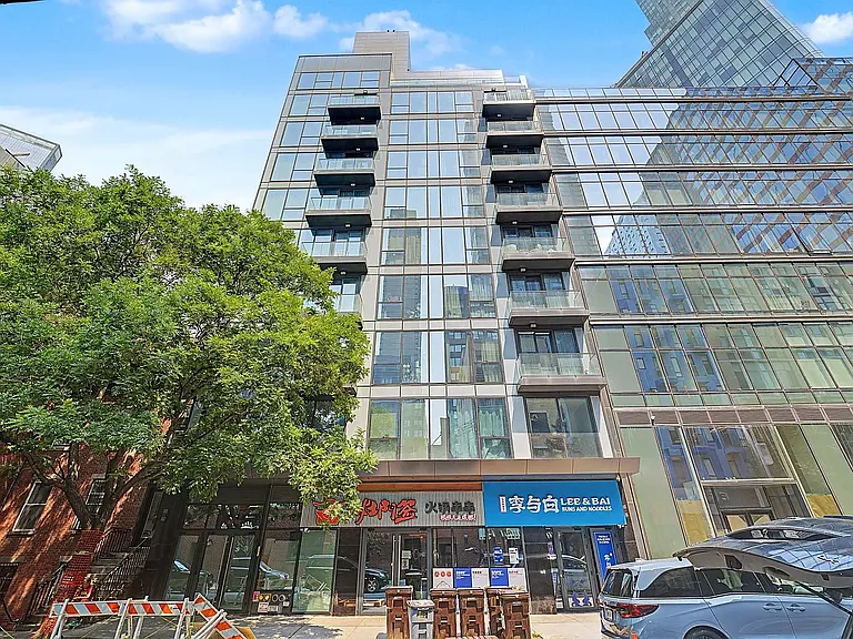 42-62 Hunter St #10A — Photo 7