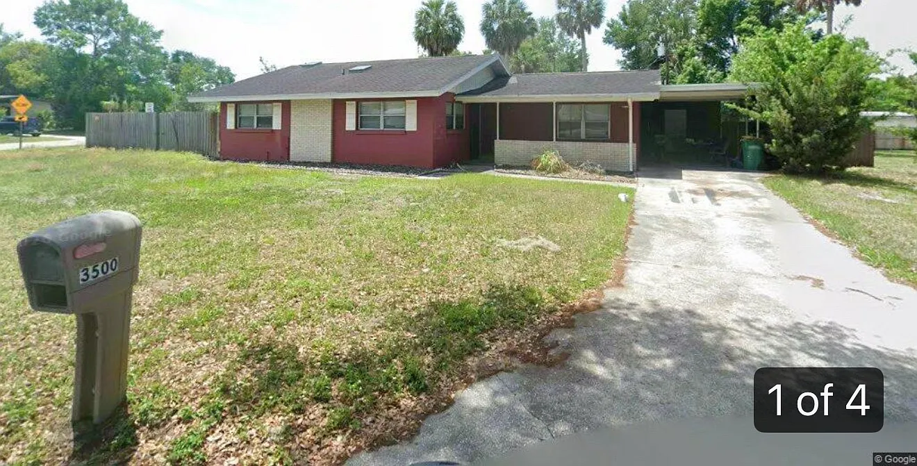 4 bed, 1373 sqft, $2,400 — Photo 1