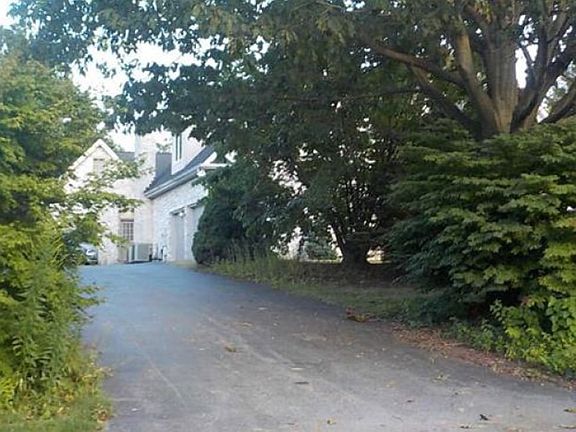 4th image of 3280 Muirfield Dr