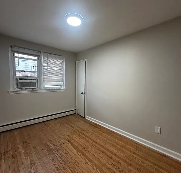 1906 Arthur St #1F — Photo 2