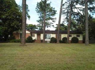 904 Pineridge Dr, Montezuma, GA 31063