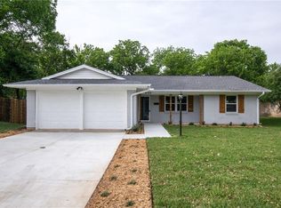 806 Danish Dr, Grand Prairie, TX 75050