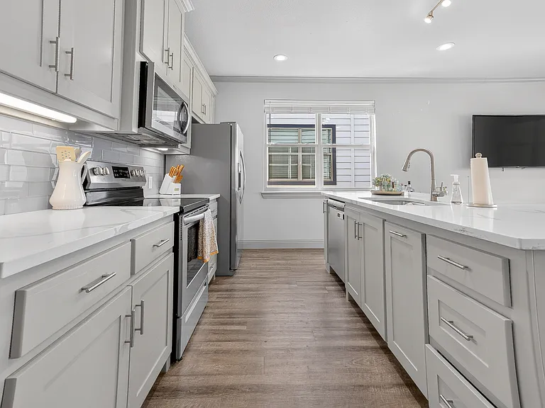 2519 McCart Ave — Photo 11
