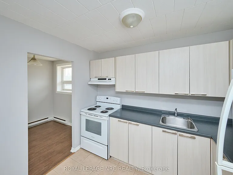 90 Woodlawn Rd #7 — Photo 9