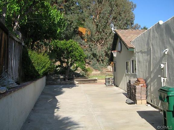 3rd image of 22612 La Vina Dr