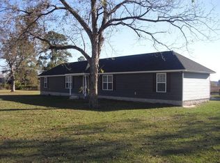 27 Cole Rdg, Hortense, GA 31543