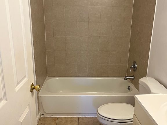 5th image of 1720 Jacobs Meadow Dr