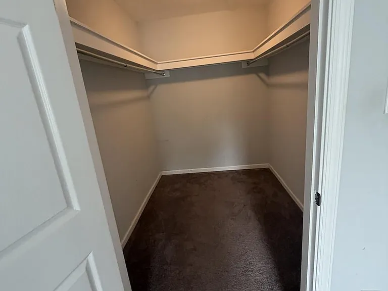 2805 Auburn Ct — Photo 8