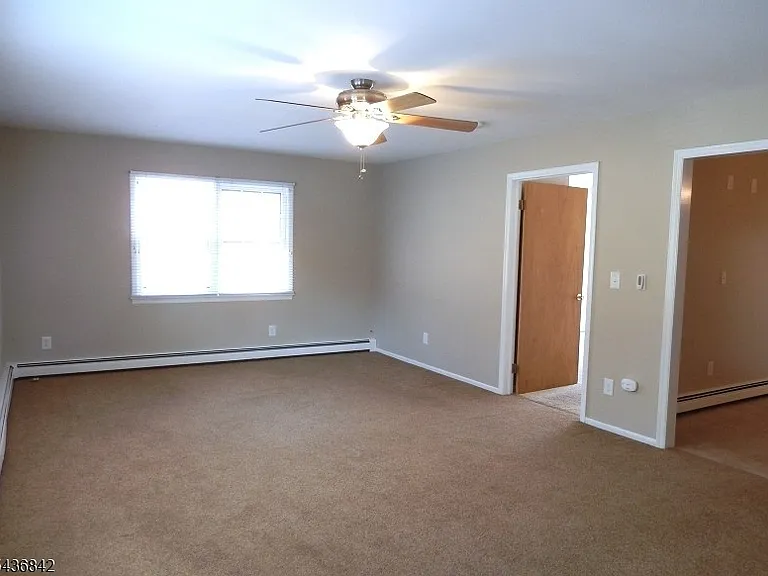 18B Red Barn Ln #2 — Photo 3