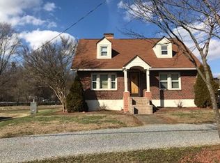 171 Webster Rd, Roanoke, VA 24012