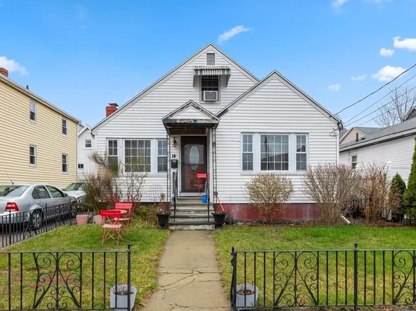 14 Trunfio Ln, Everett, MA 02149