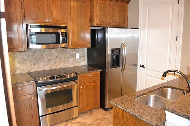 1st image of 1633 1st St APT 303