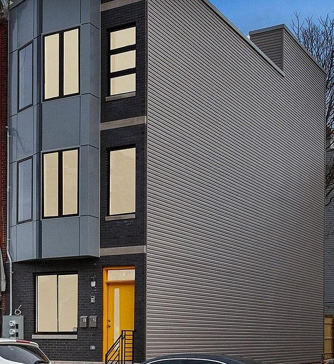 1st image of 2817 W Oxford St #2