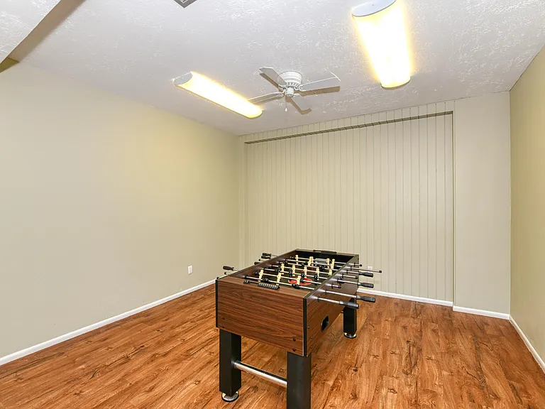 4320 Falmouth Dr #105 — Photo 41