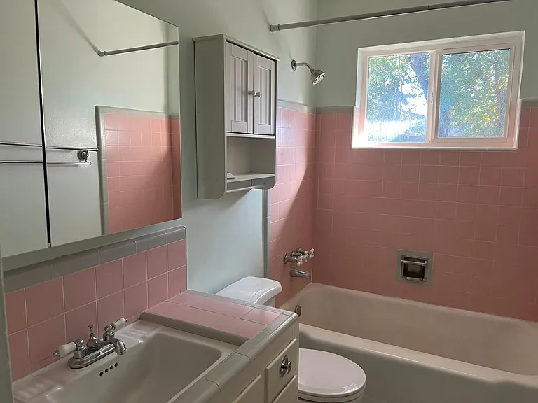 4239 E Flower St — Photo 29