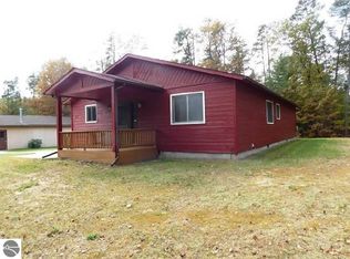 271 N Hoffmeister Rd, Saint Helen, MI 48656