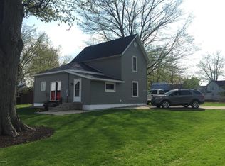 224 Cedar St, Lake Odessa, MI
