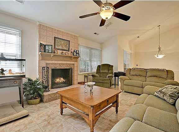2nd image of 103 Essex Dr