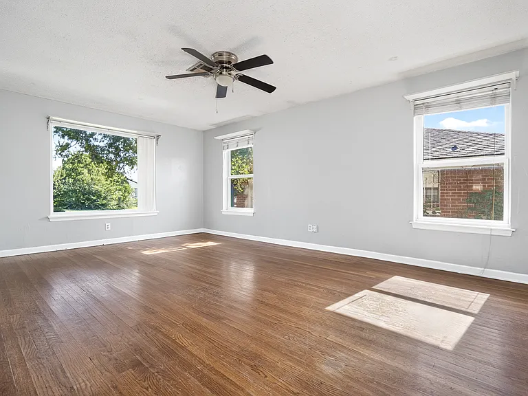 2804 NW 46th St — Photo 11