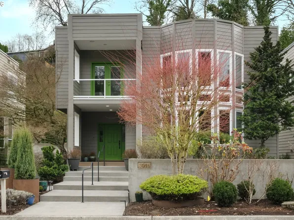 3016 SE Berkeley Pl, Portland, OR 97202