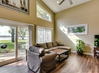 25907 W Elmwood Ave, Wauconda, IL