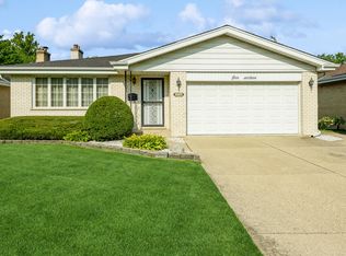 516 N Hamlin Ave, Park Ridge, IL 60068