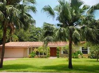 11849 Griffing Blvd, Biscayne Park, FL 33161