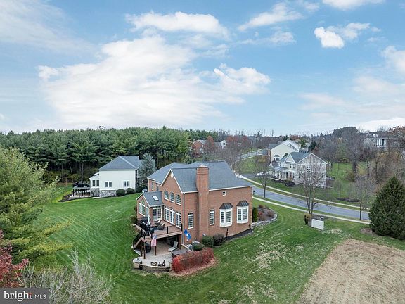 4th image of 125 Holly Ridge Dr
