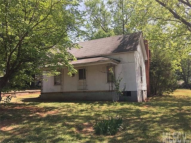 1st image of 1141 N Ashe Ave